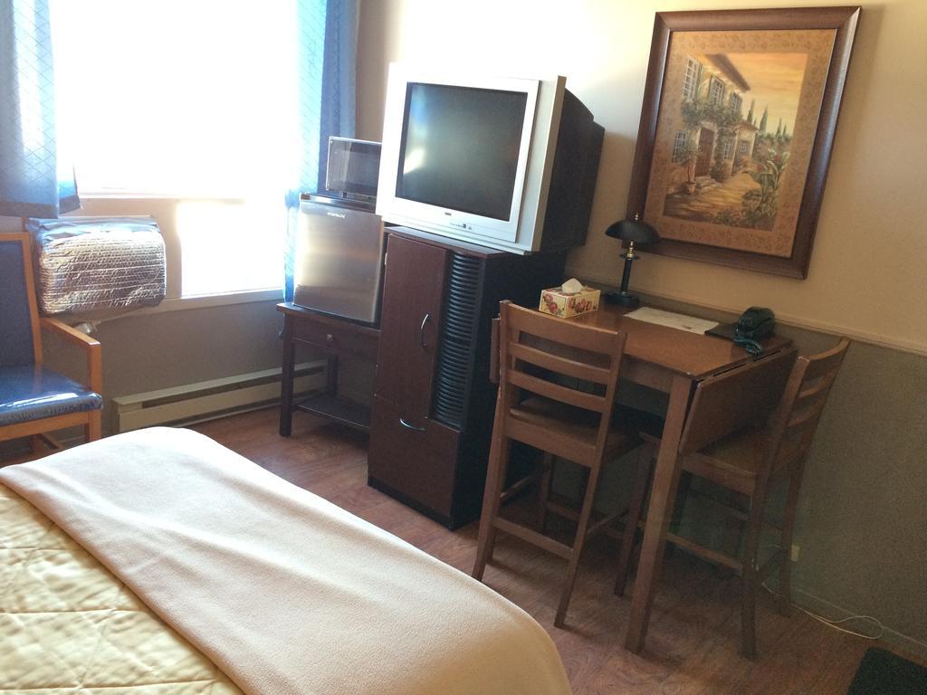 Motel Lustre D'Or L'Ancienne-Lorette 客房 照片