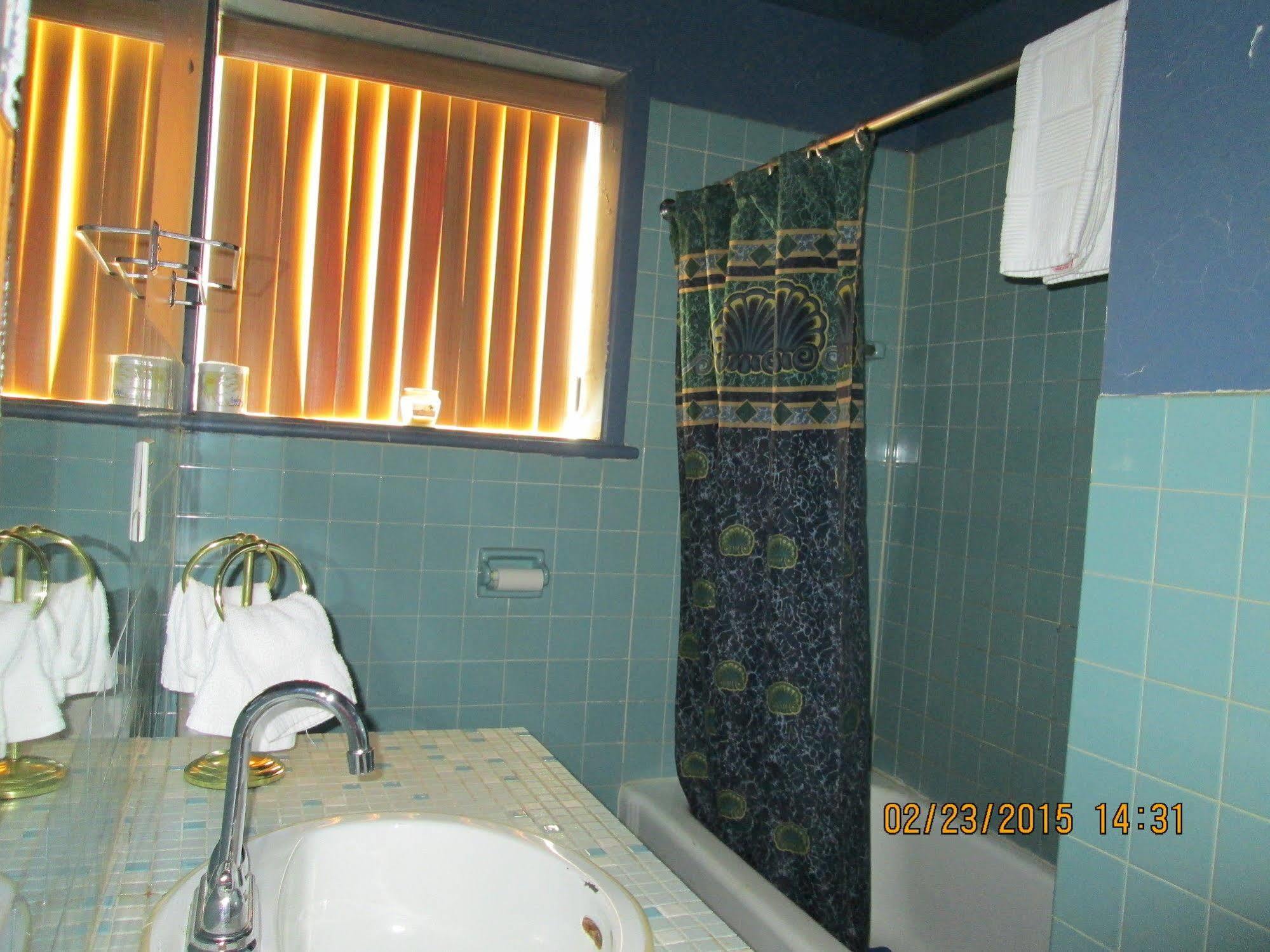 Motel Lustre D'Or L'Ancienne-Lorette 外观 照片