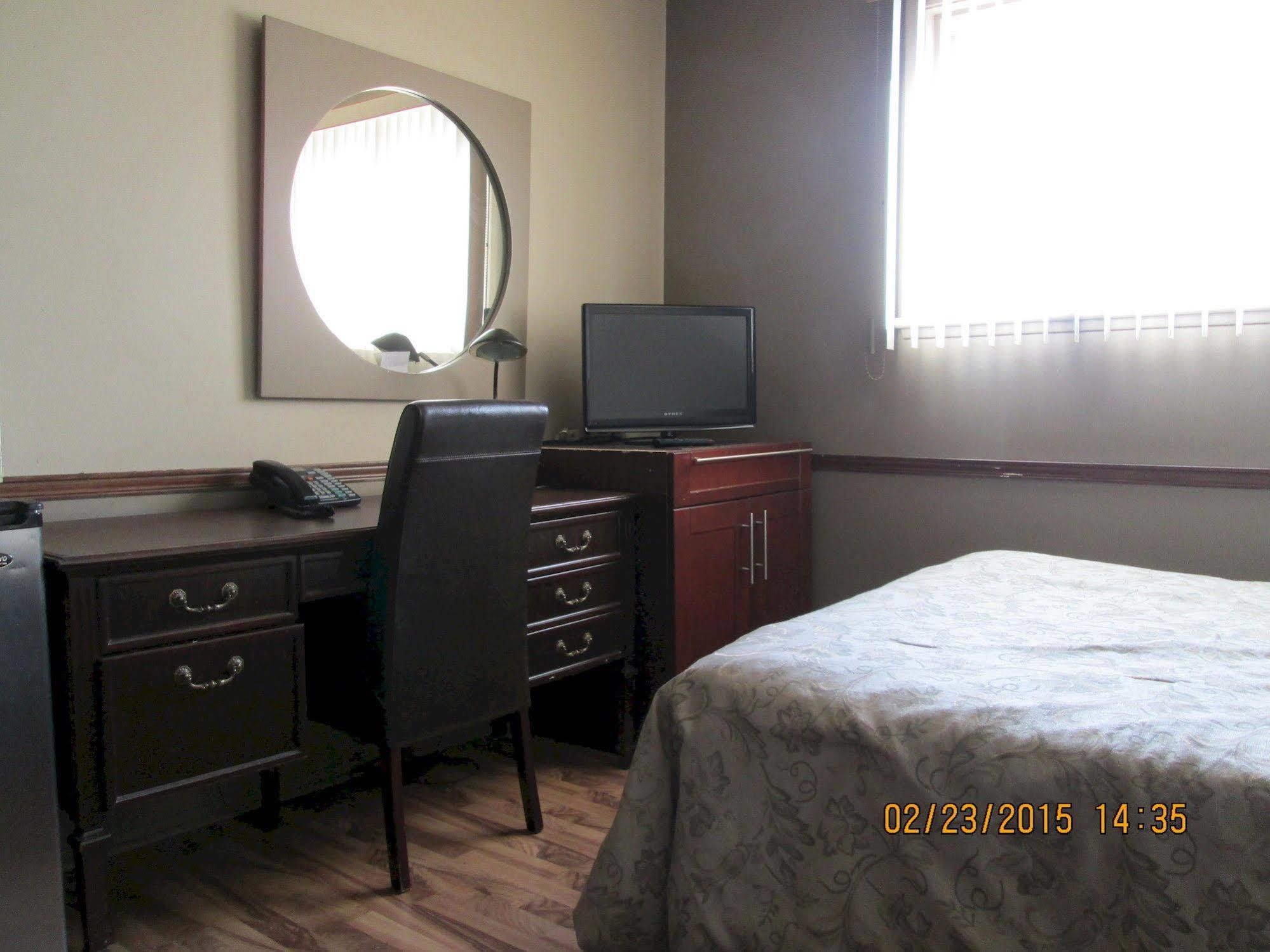 Motel Lustre D'Or L'Ancienne-Lorette 外观 照片